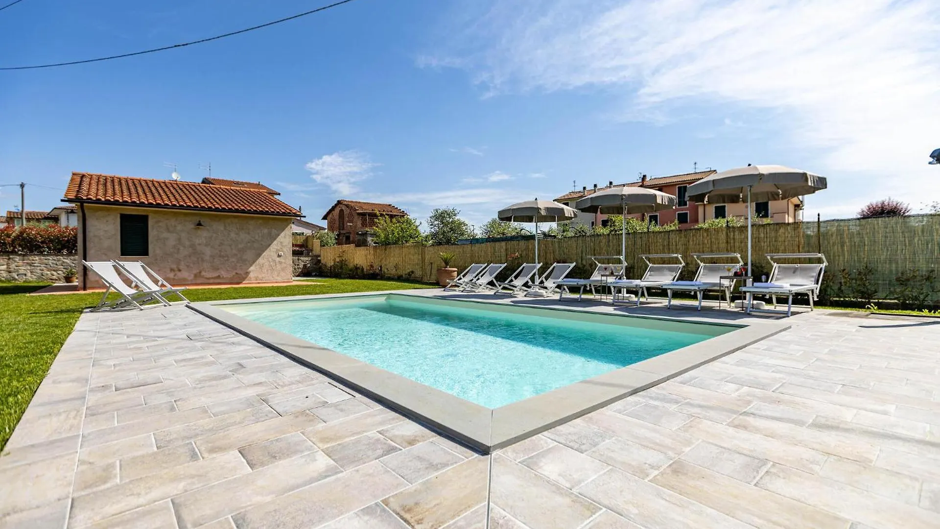 Holiday home Country House Il Carraio Orentano