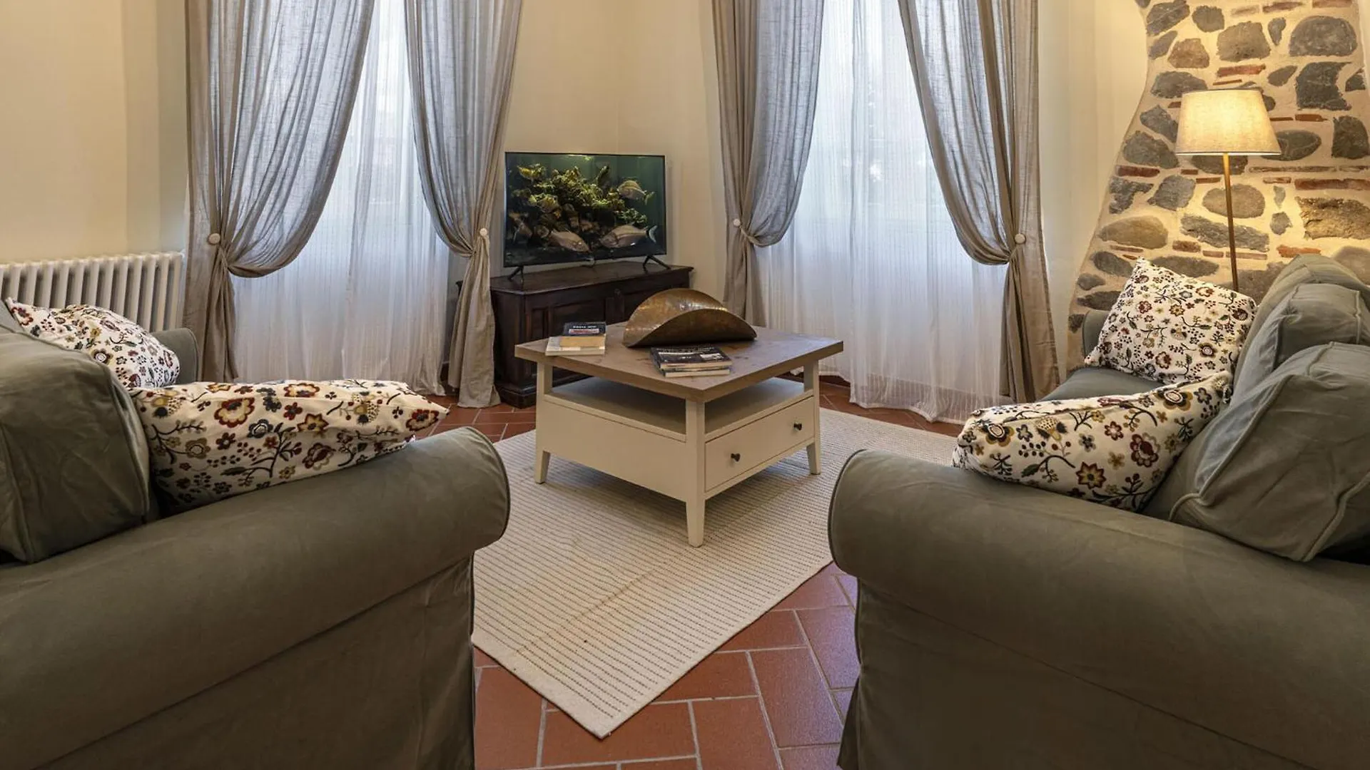 Country House Il Carraio Orentano 0*,